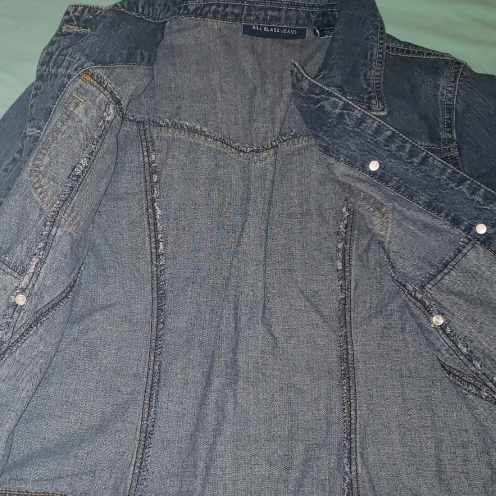 Jacket - Picture 3 of 4